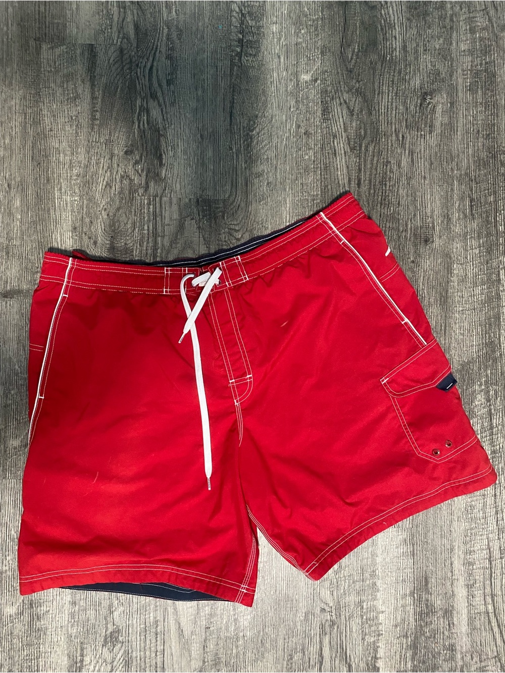 Speedo Men's Swim Trunks Size L Red Mesh Lined Cargo Pocket Board Shorts NWOT